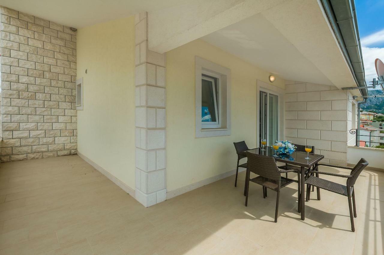 Apartments Villa Aquamarine Duće Buitenkant foto